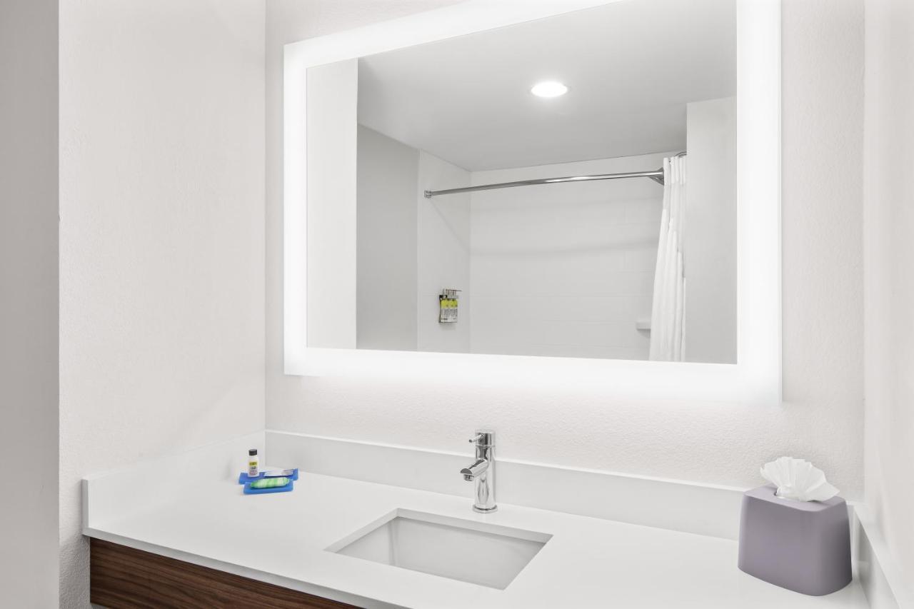 Holiday Inn Express Hotel & Suites Palm Bay By Ihg Eksteriør bilde