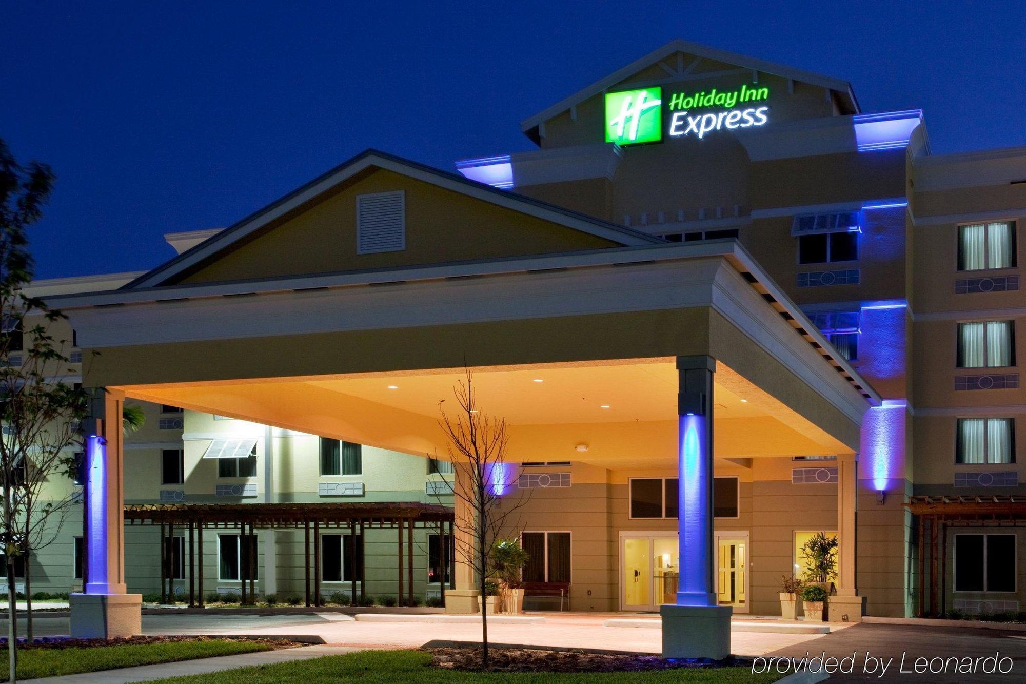 Holiday Inn Express Hotel & Suites Palm Bay By Ihg Eksteriør bilde